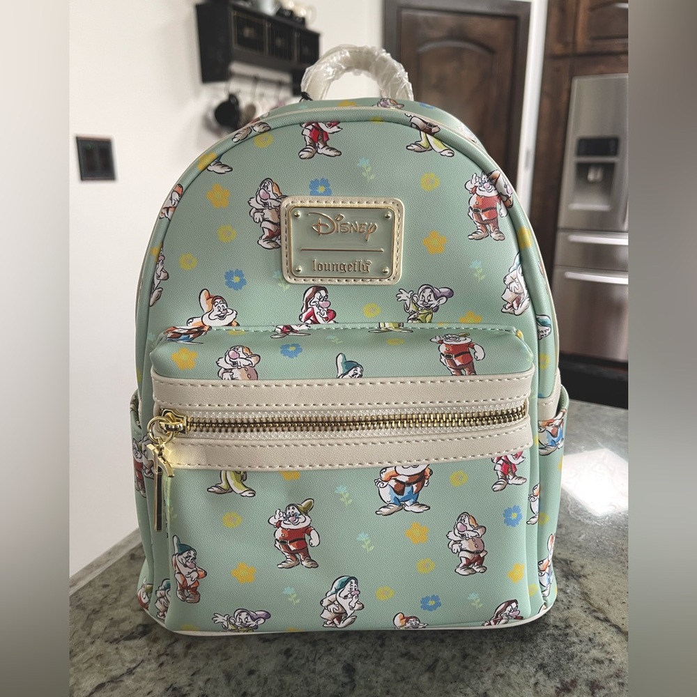 NWT Loungefly Seven Dwarfs AOP
